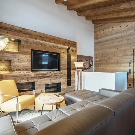 Luxurious Holiday Home In Piesendorf With Sauna Exterior photo
