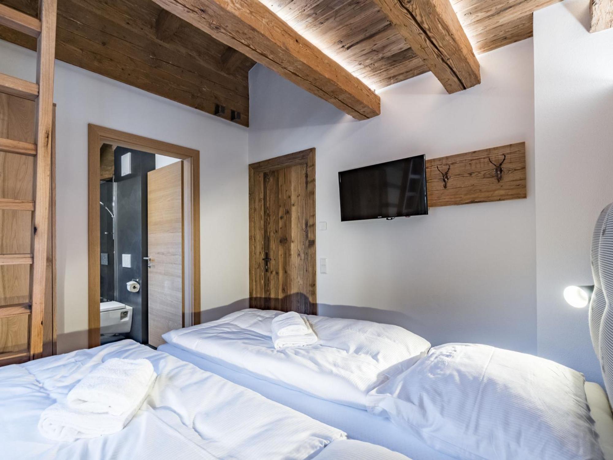 Holiday home Luxurious In With Sauna Piesendorf